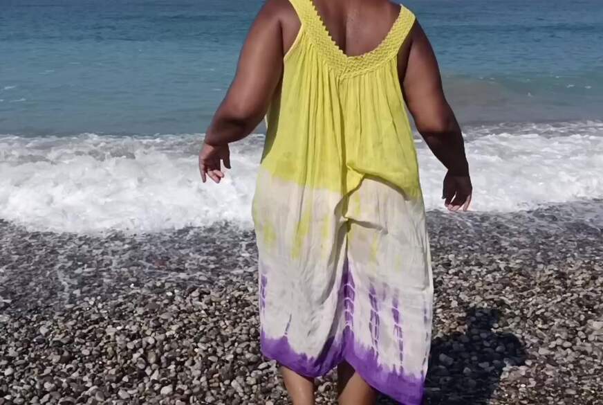 NATURAL-WOMAN: Geil am Strand mit GESICHT und Body