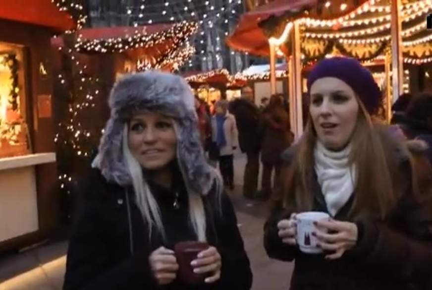 2 frivole F***en aufm Kölner Weihnachtsmarkt von sexyjacky pic2