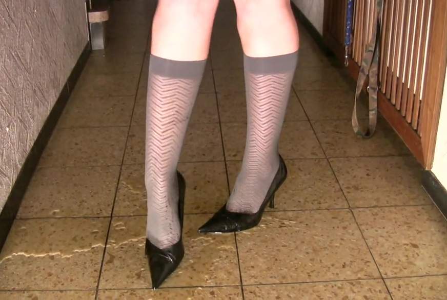 Pipi Walk von MaraBoobs pic3