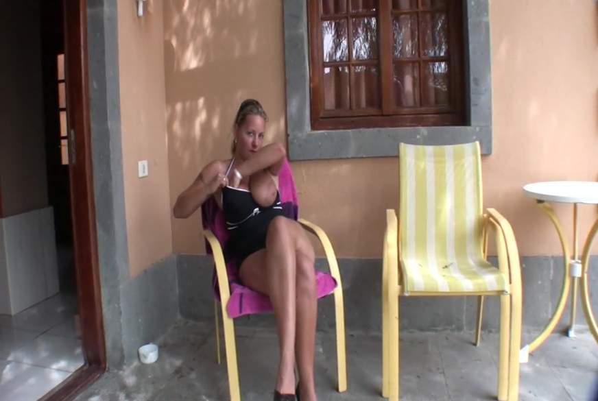 Swimsuit W*****rei von MaraBoobs pic3