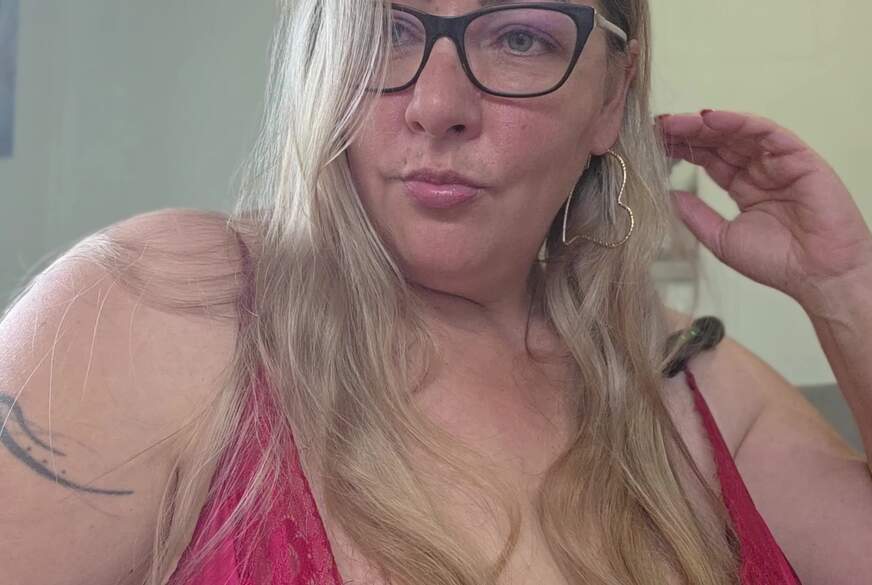 MaraBoobs: Risiko-w***s Deine Frau ist nebenan