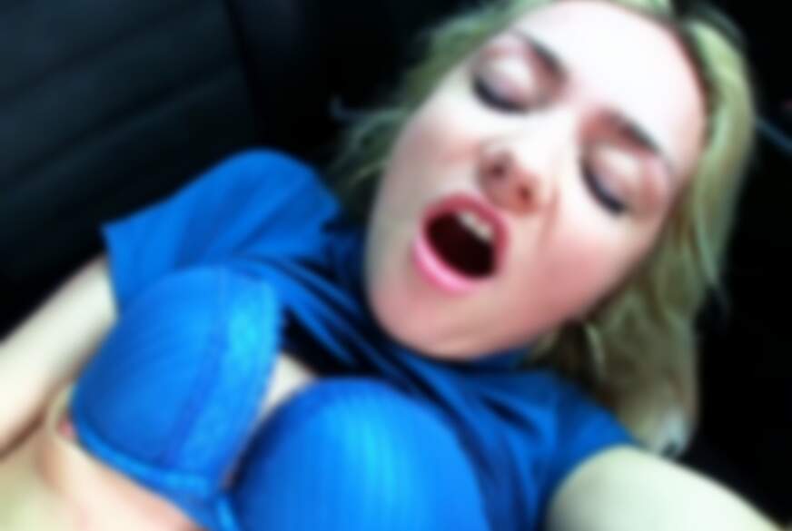 Auf geht die wilde Fahrt! Nächster Stop in meiner F**ks****e!!! von Blonde-Babes