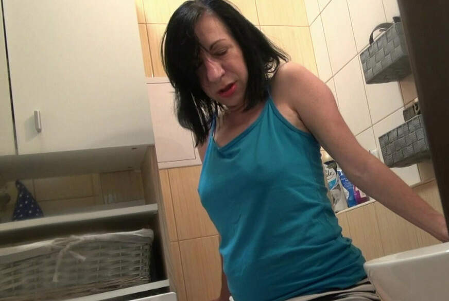 eroticnude: Komm schon, du wirst meine Toilette sein...