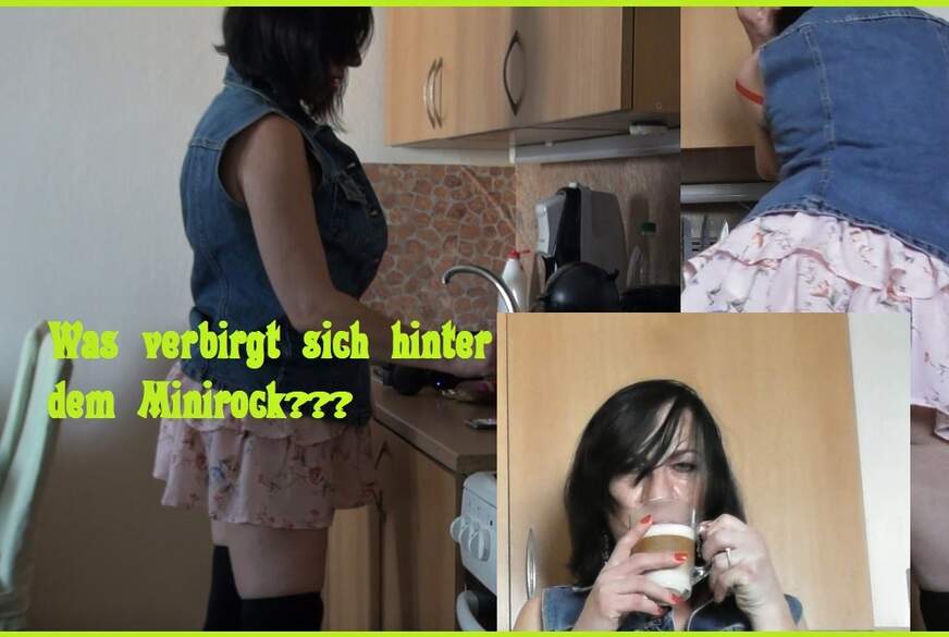 eroticnude: Was verbirgt sich hinter dem Minirock???