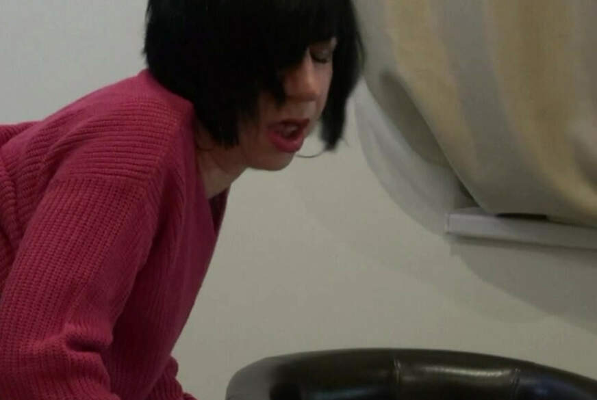 eroticnude: Und ich ging wieder zum F****n ins Hotel... Meine M****i liebt es einfach.