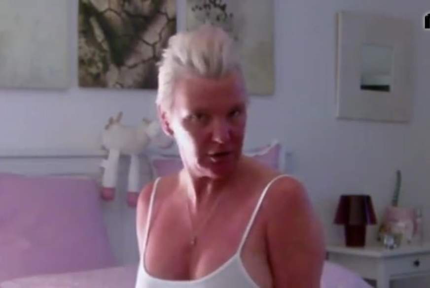 jillsummer: j***er nachbar verführt und heimlich gefilmt