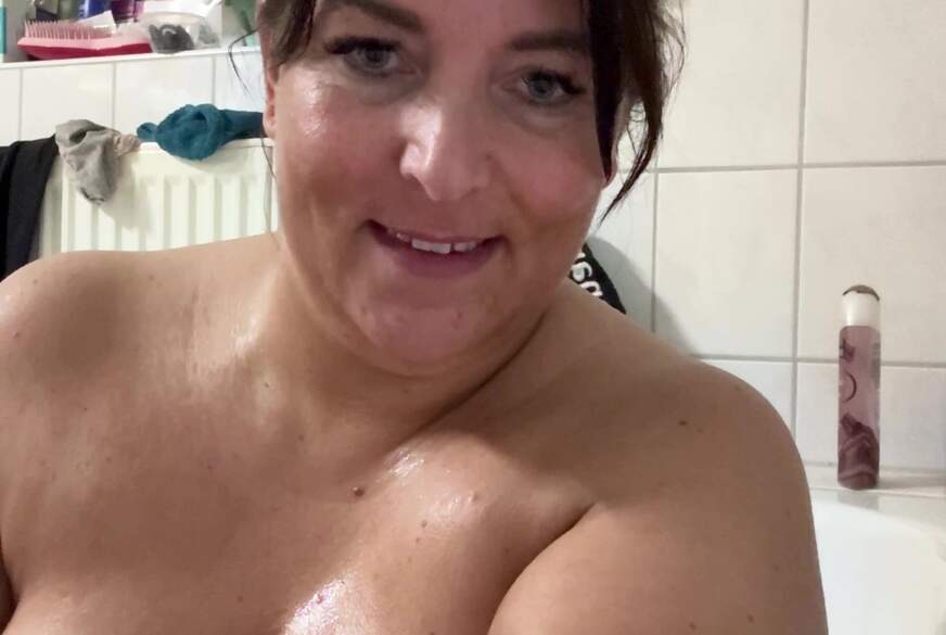 Nina-Nice: 5x gekommen- Duschstrahlm******r---- Mega s****t?