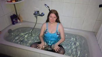 3 Masken in der Wanne