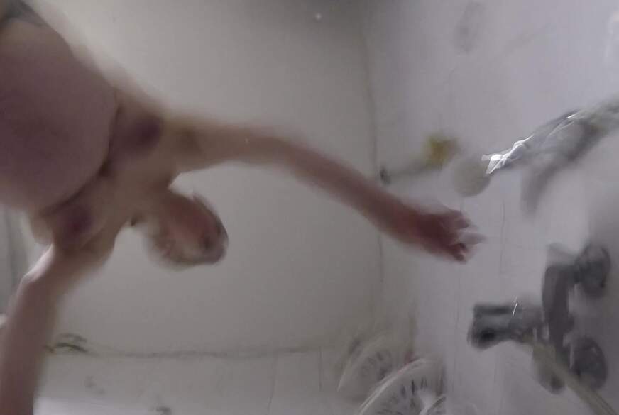 AuroraRed: Unterwasser P***y f*****n