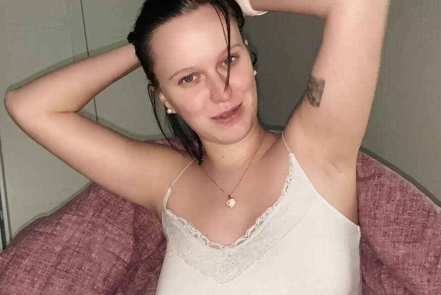 Nina-König: MEIN ERSTER ECHTER S*****z IM NEUEN JAHR!