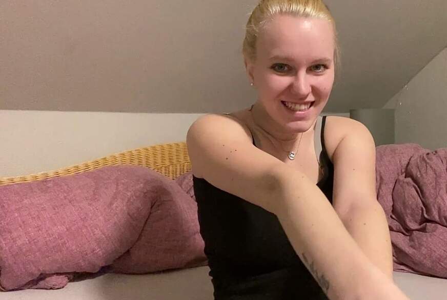 Nina-König: GIBS MIR D***y! VOM EHEMANN DER NACHBARIN Z******t!