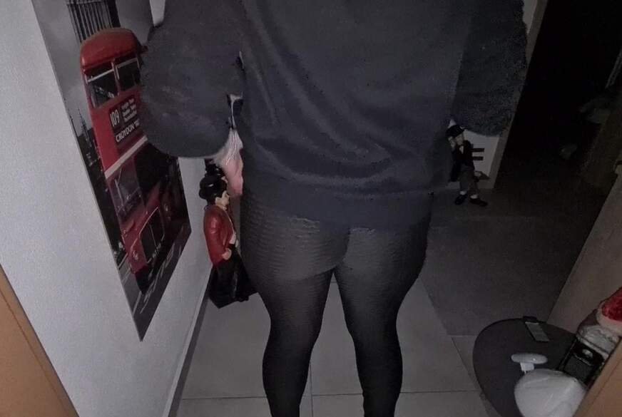 sexyjaqueline: Stripp und geiler D***y Ritt F**k selfm**e