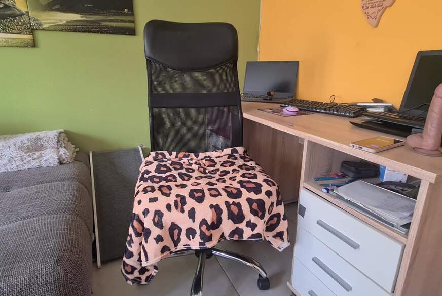 sexyjaqueline: BESORG ES DEINER BÜROs******e