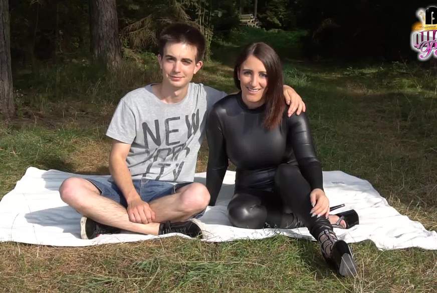 T***y Spezial F**kprüfung in Spandex mit Nico 18 ! von QueenParis