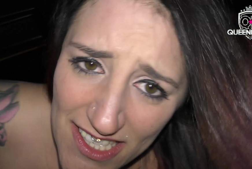 Unglaubliche Massen F**k-o***e Nachts im Auto! 100 PROZENT WAHR Unfassbares Erlebnis! von QueenParis