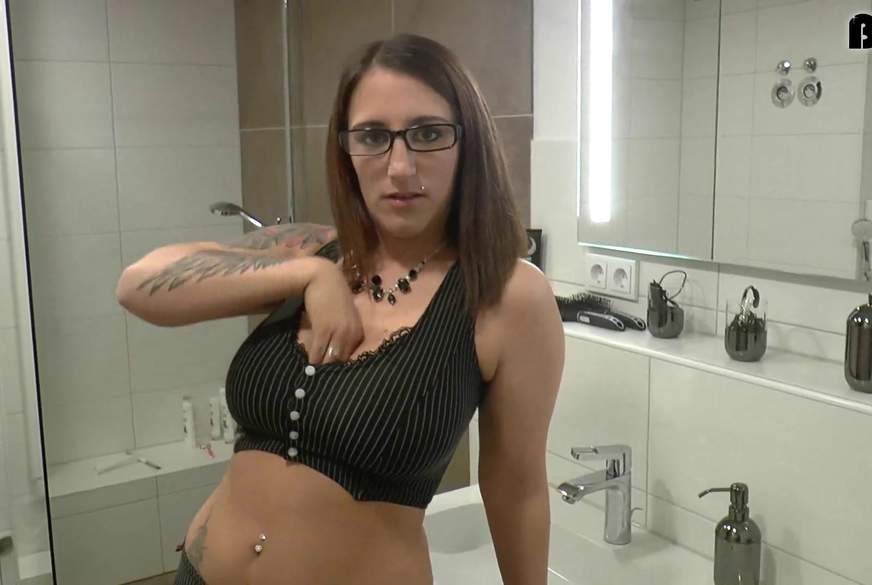 Die P*****se Chef H***e ! Mit krassem Ende !!! von QueenParis