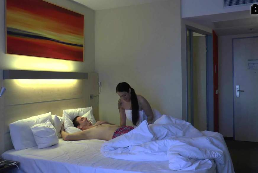 Frühstücks - Quicky mit J**********r Kevin 18 ! von QueenParis