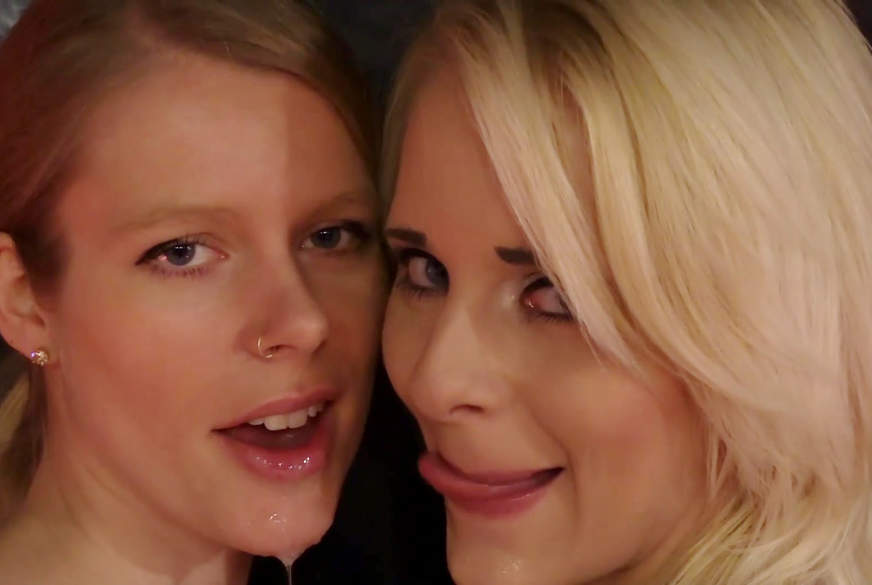 Spitting Kiss von Claudia-Swea pic1