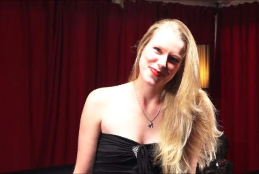 Roter Lippenstift getestet - Extremste Bedingungen!!! von Claudia-Swea