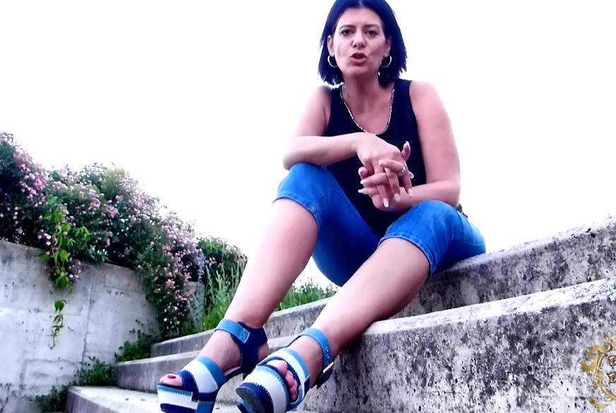 Meine zarten Füße in geile Heels von Contessa-Claudia pic3