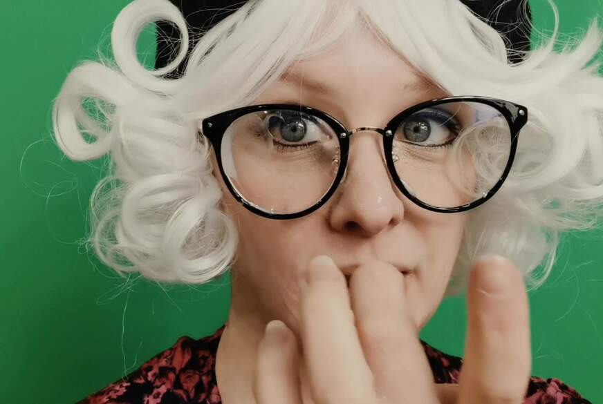 sexyvenushuegel: Jessis erstes Jahr - Best of 23