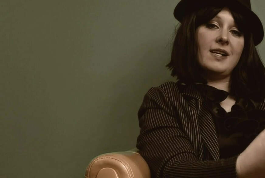 Olivia benutz das beste B*******k von sexyvenushuegel