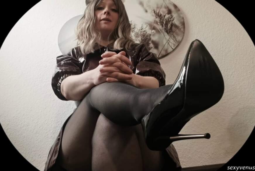 sexyvenushuegel: S*****zgeile Fantasie am Absatz