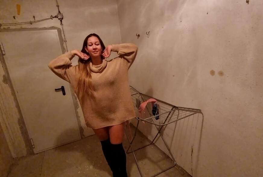 Nachbarst*****r im Keller a**********t! Ich diene gerne als williges F**kfleisch! von Lia-Fox pic2