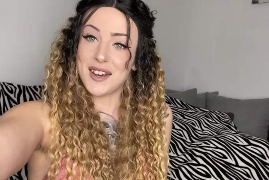 Maryjella: OMG! MEGAORGASMUS! ENDLICH ERSTE EIGENE WOHNUNG!