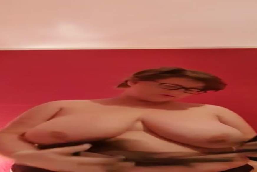 Lola-Lipstick: S***pse und Gummihande