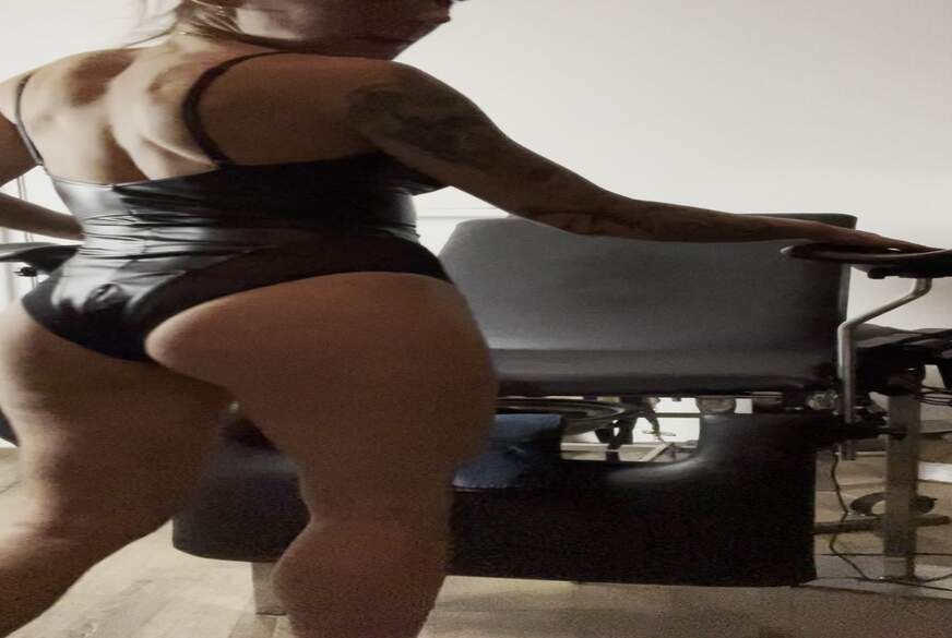 Monamour_Sophie: DIRTYTALK GYN STUHL