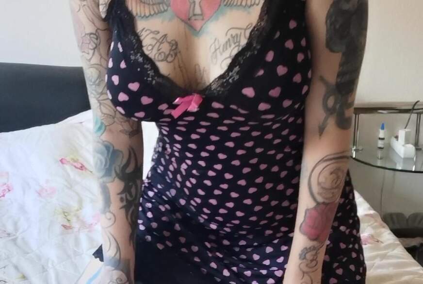 FaceTattooGirl: SB HighHeels