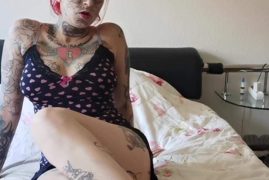 FaceTattooGirl: SB HighHeels