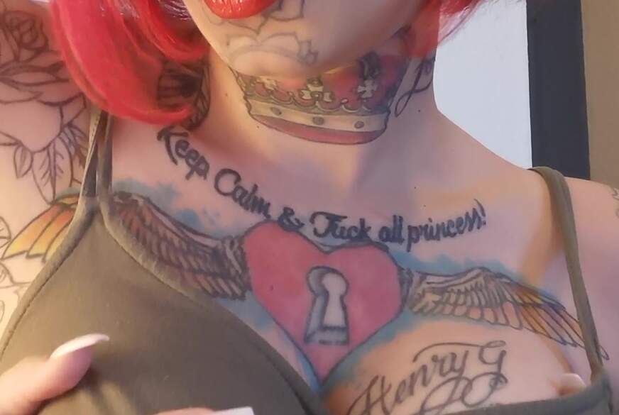 FaceTattooGirl: kleiner Vorgeschmack