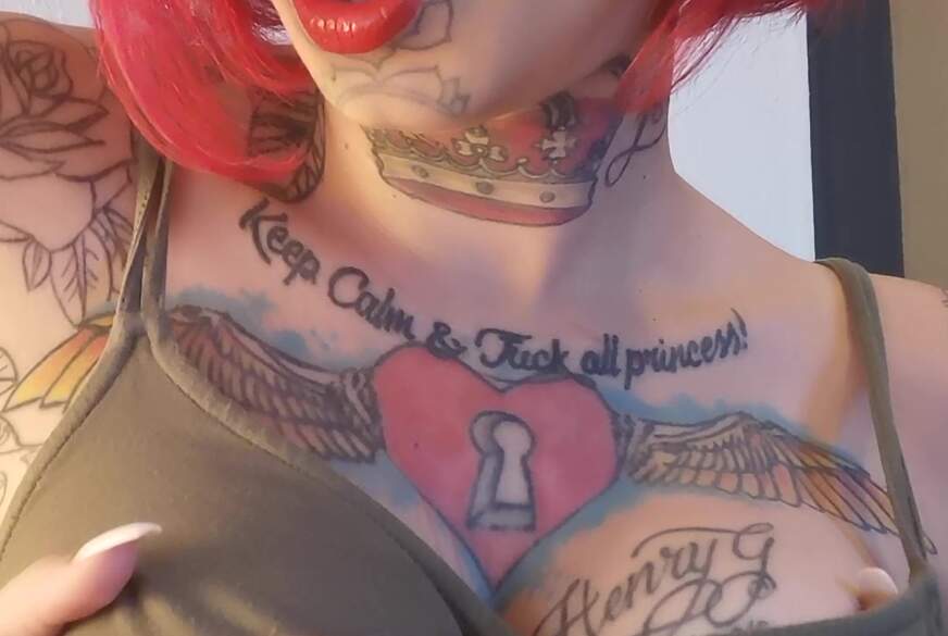 FaceTattooGirl: kleiner Vorgeschmack