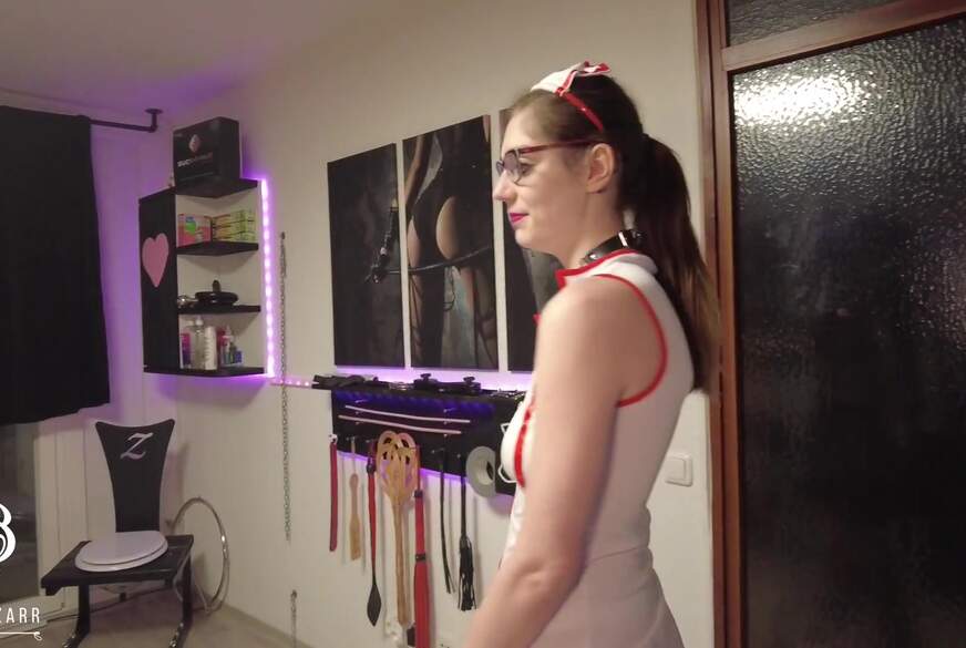 BIZARRE UNTERSUCHUNGEN MIT FRAU DOKTOR ZARA - USER GENITAL UND A**l DURCHGECHECKT von Zara-Bizarr