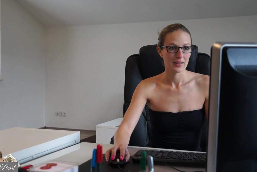 MaviePearl: Vorstellungtsgespräch! Die willige, versaute Sekretärin!