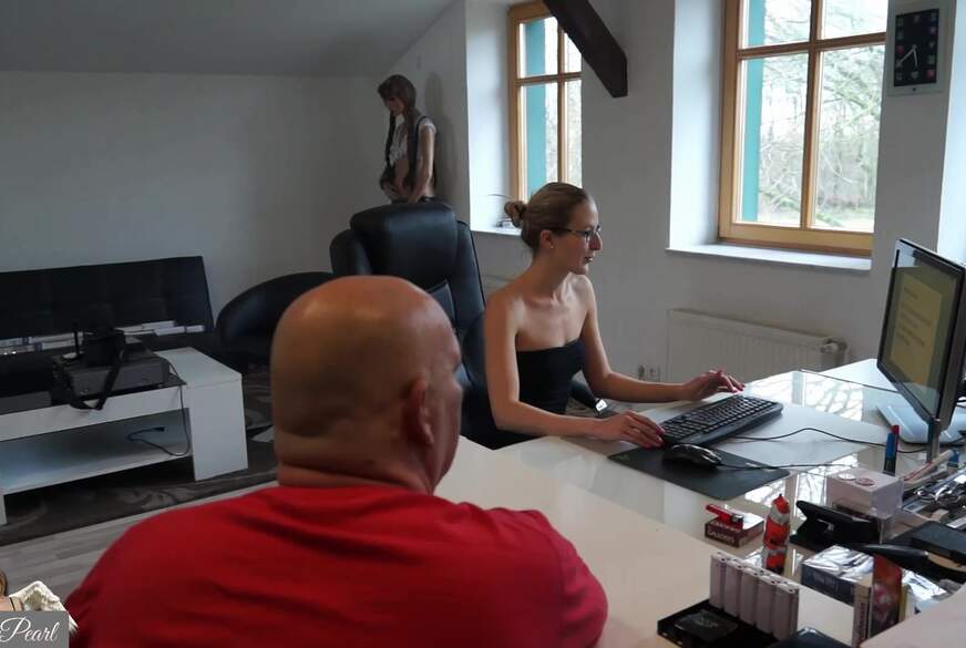 MaviePearl: Vorstellungtsgespräch! Die willige, versaute Sekretärin!