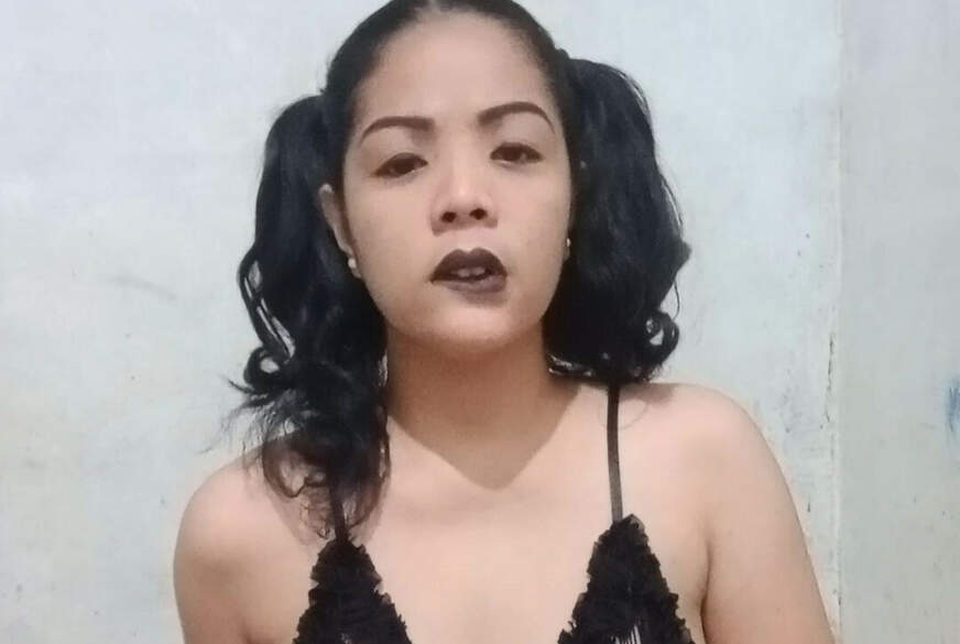 meryl0828: playing with my toys on my 2 holes