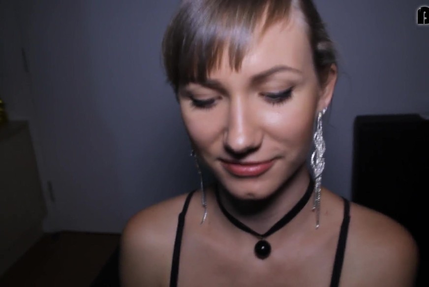 Sensual h*****b with nylon gloves! von DesertAngel pic4