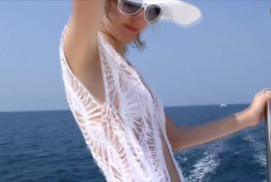 Sex and Public c*m in mouth von DesertAngel