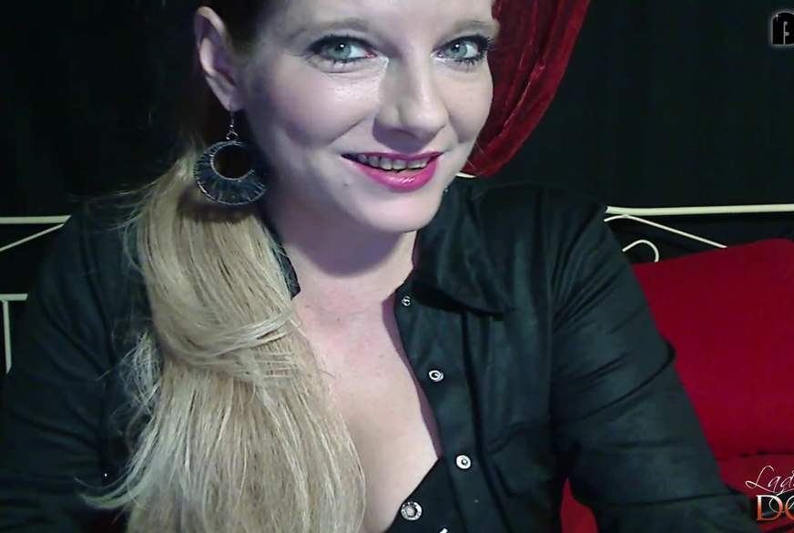 Dein persönlicher Domina-Kuss! von LadyDoro pic4