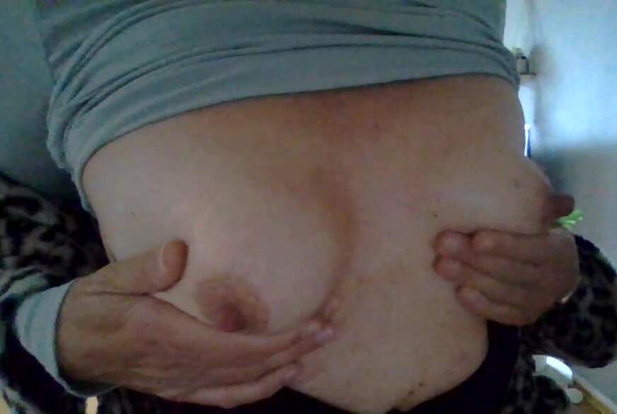 Sweetest-Poison: Titten kneten und heißer Dirty Talk