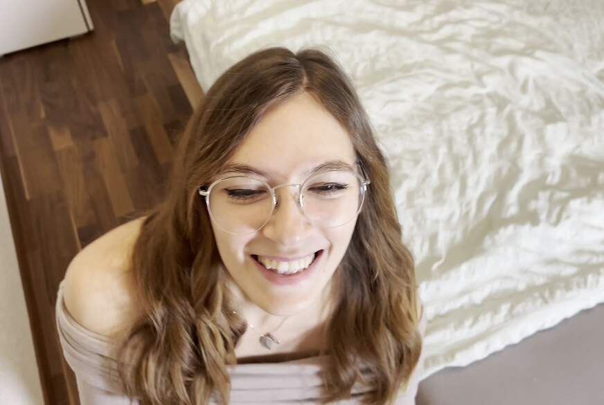 LuckyLucy18: SORRY Lisa ich habe dein Freund ausgespannt und hab mich von ihm f****n lassen !!