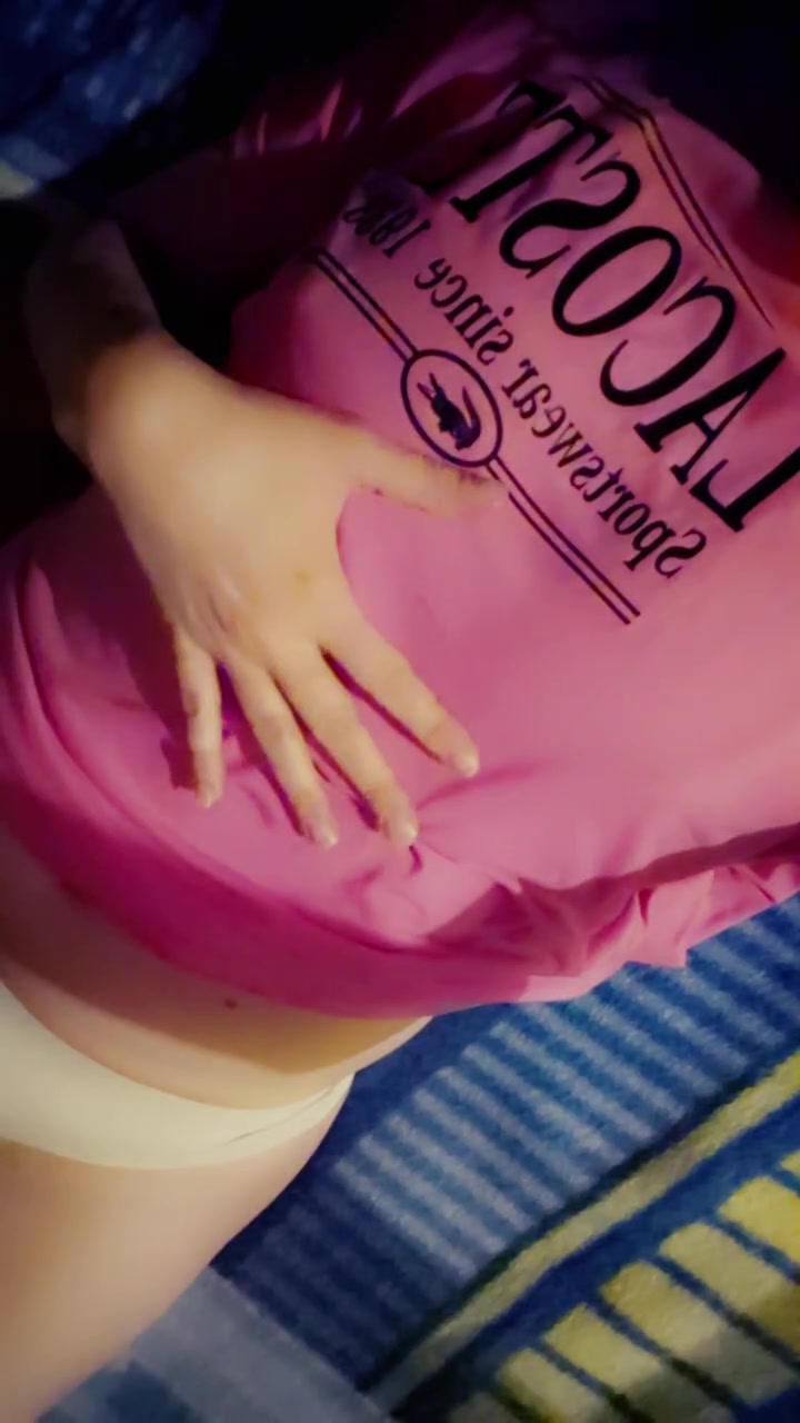 Alleine zu Hause am befummeln