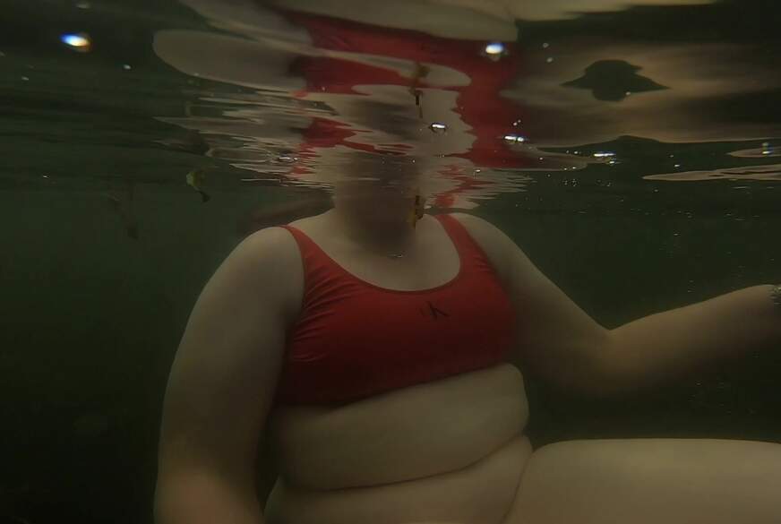 Jackyjett: Erste Unterwasser Video schau mir mit tollen Einblicken beim Schwimmen zu 24