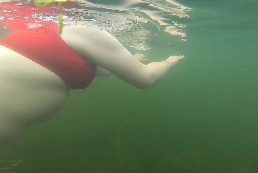 Jackyjett: Erste Unterwasser Video schau mir mit tollen Einblicken beim Schwimmen zu 24