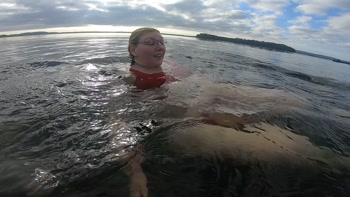Erste Unterwasser Video schau mir mit tollen Einblicken beim Schwimmen zu 24
