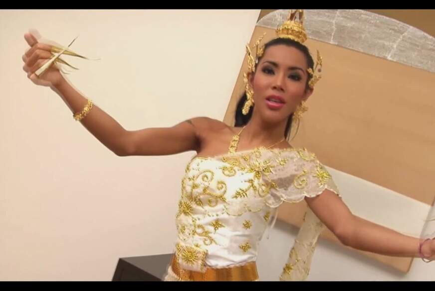 Thailand Smile Costume Ladyboy Masturbation von Asianc*m69 pic1