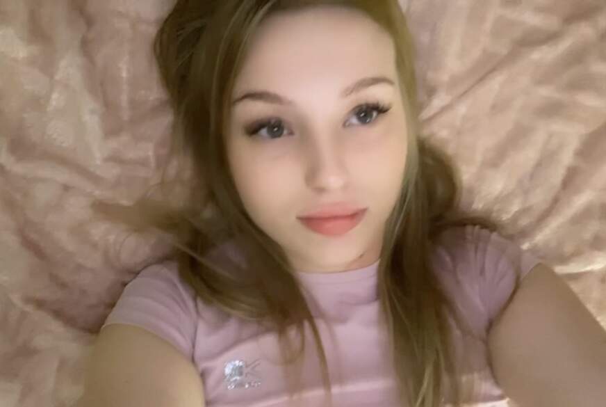 Ich F****r meine P***y in verschiedenen Positionen für dich von MajaSofie pic1